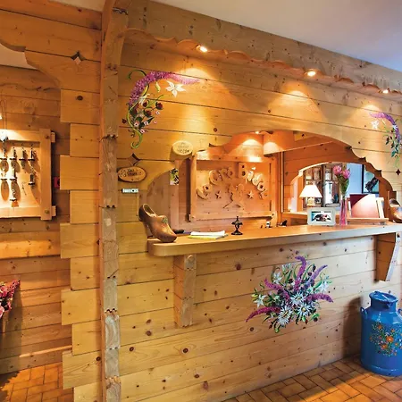 Hotel Le Cro-bidou Bernex