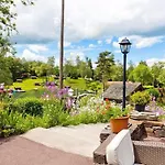 Le Cro-bidou Hotel 3*