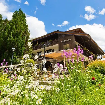 Le Cro-bidou Hotel 3*
