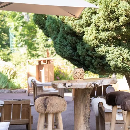 Hotel Le Cro-bidou Bernex