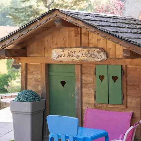 Le Cro-bidou Hotel