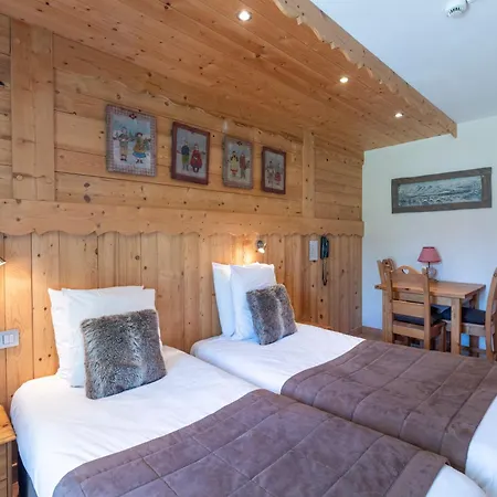 Hotel Le Cro-bidou Bernex