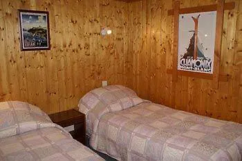 Le Cro-bidou Hotel